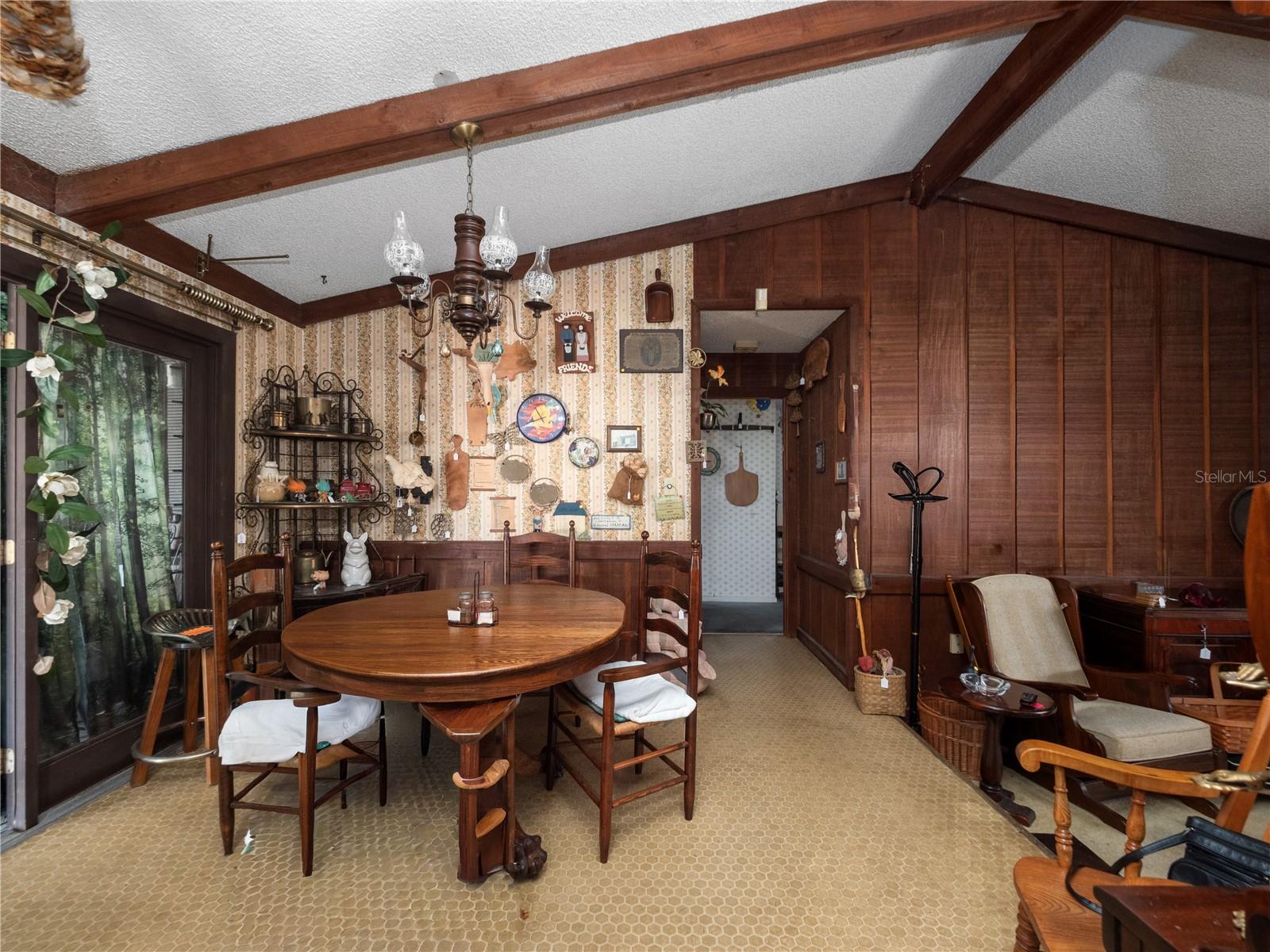 Image 10 of 31 For 6604 Mt Plymouth Road