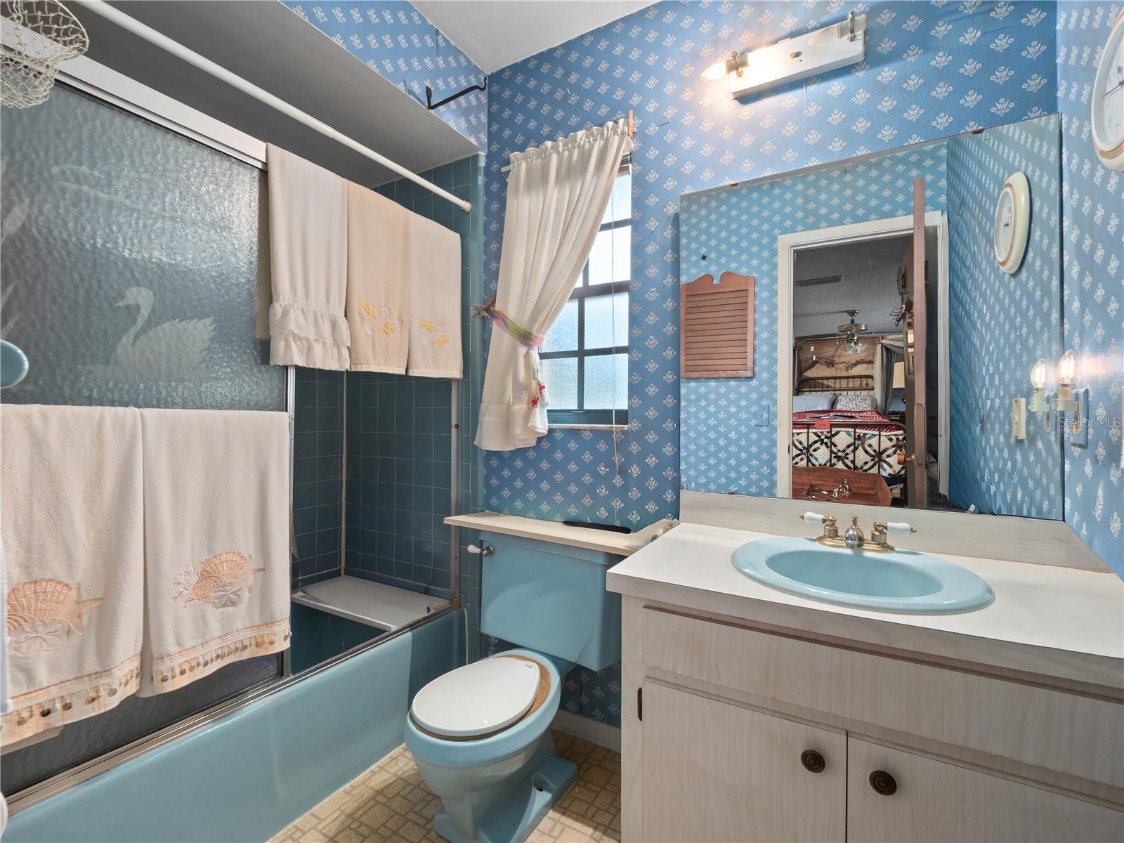 Image 13 of 31 For 6604 Mt Plymouth Road