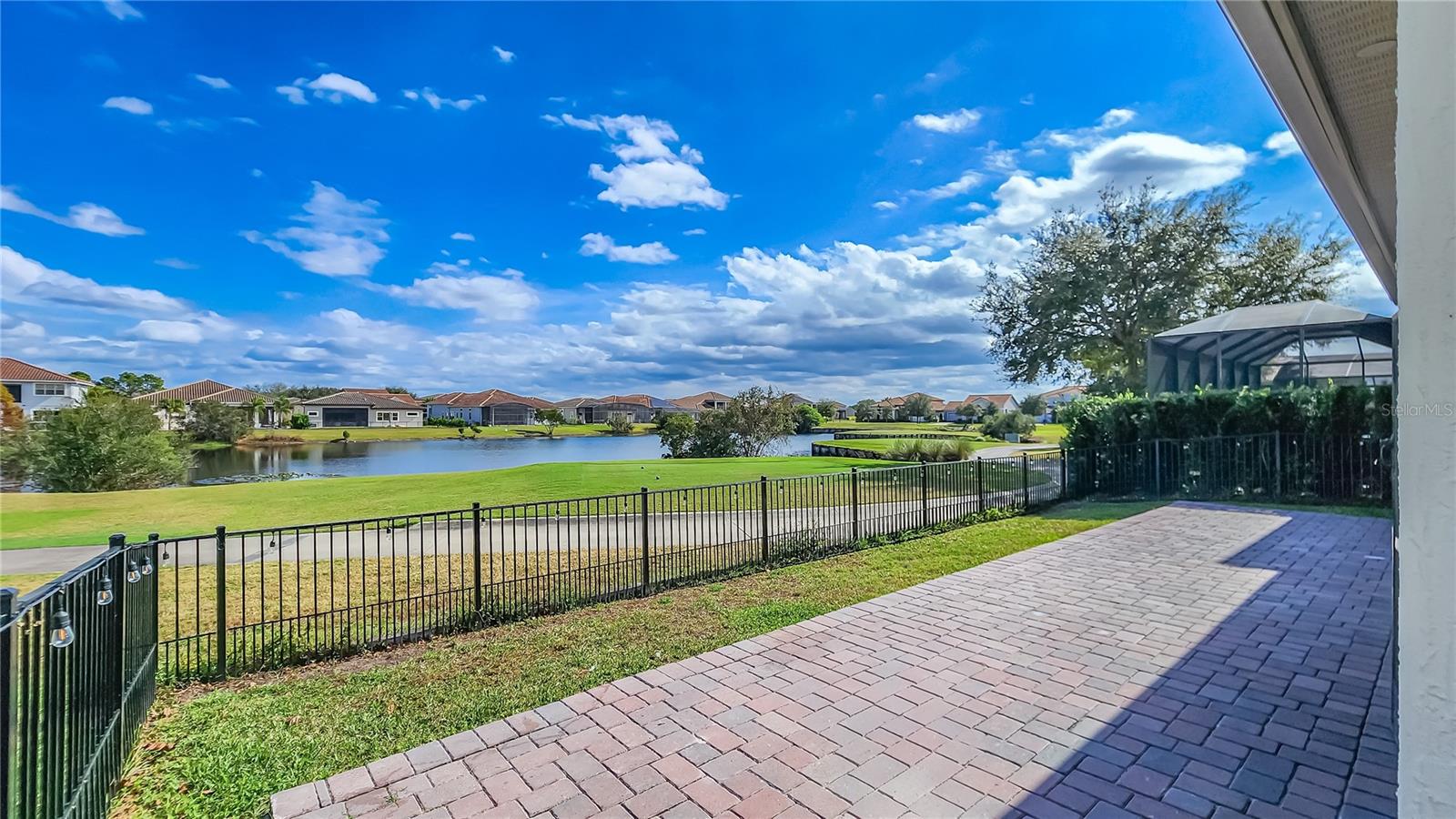 Image 23 of 34 For 13213 Woodford Street