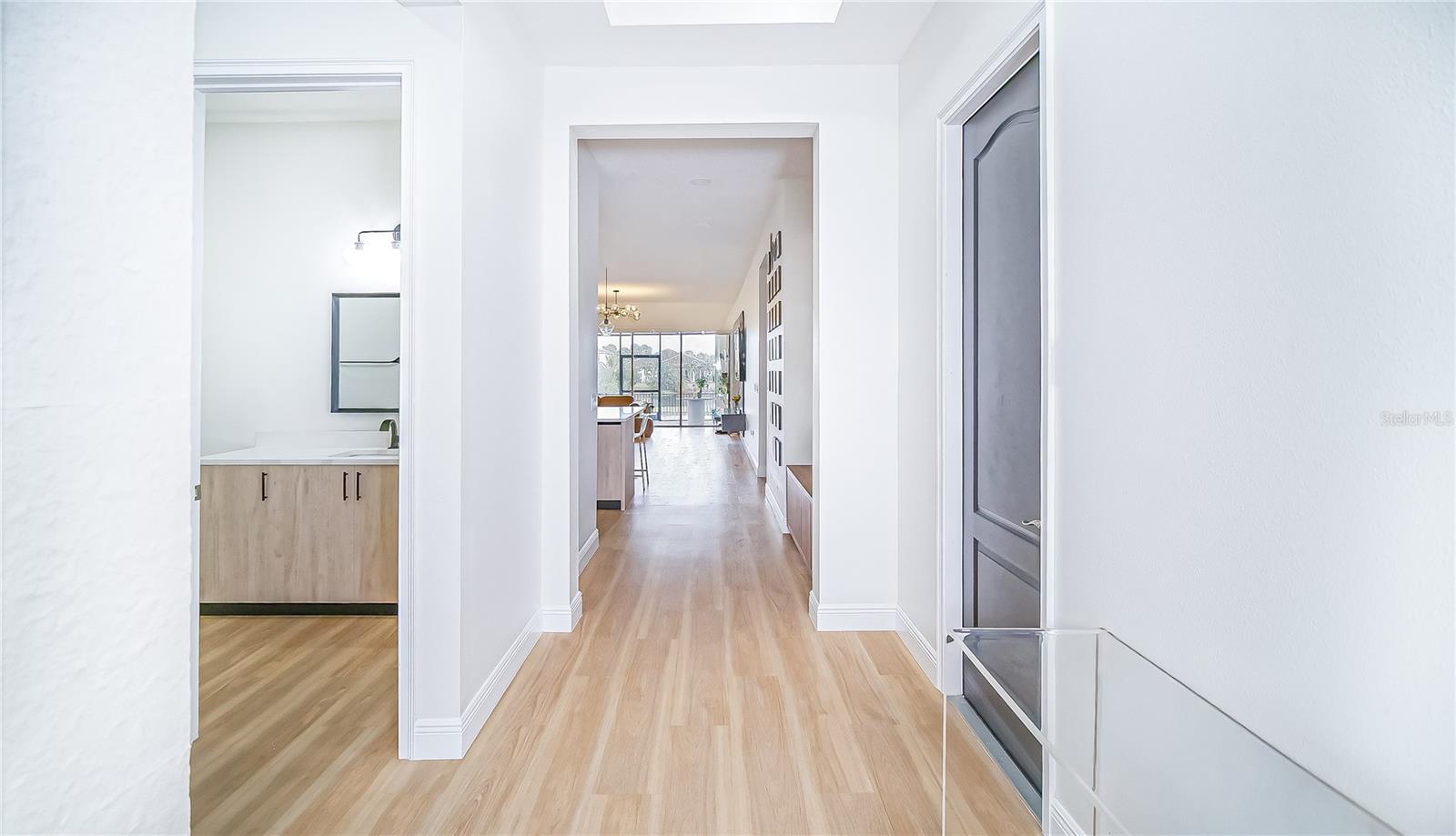 Image 3 of 34 For 13213 Woodford Street