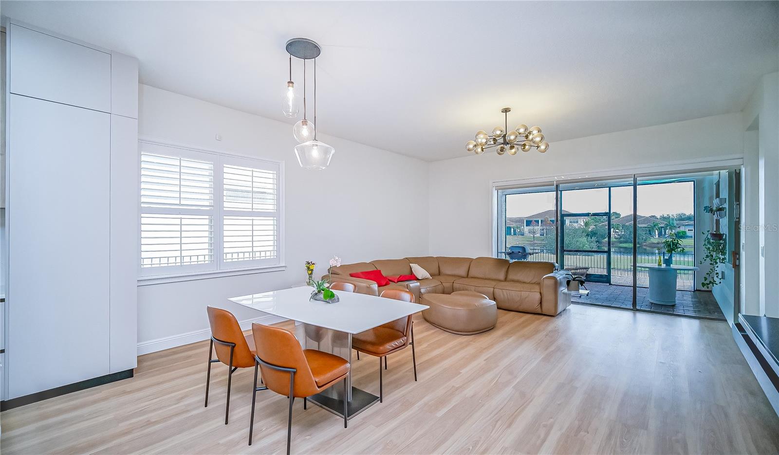 Image 9 of 34 For 13213 Woodford Street