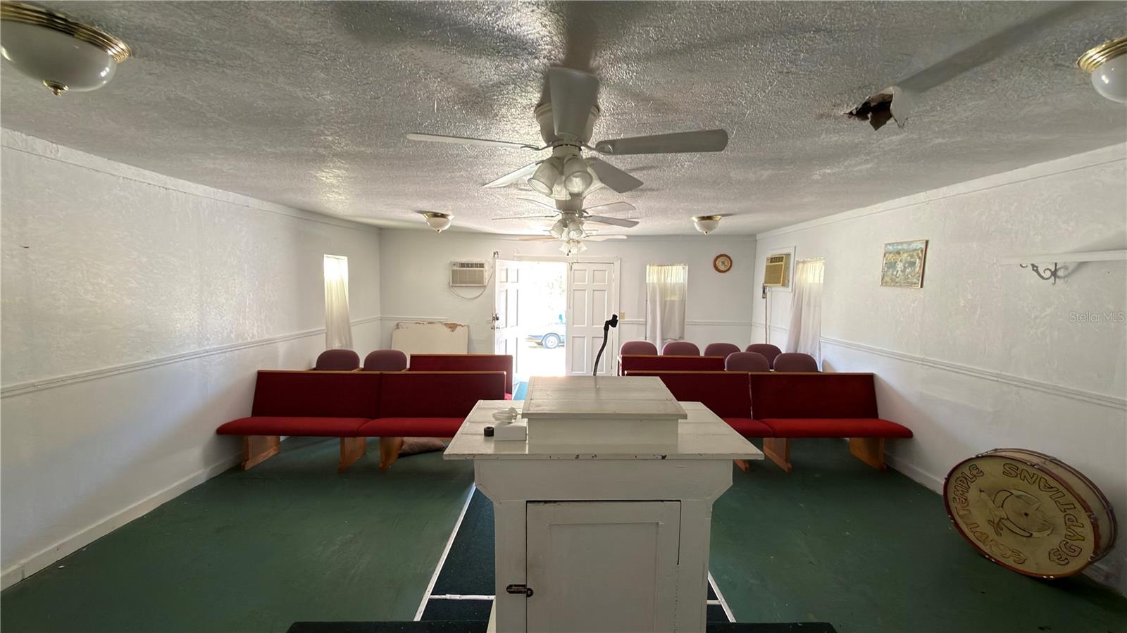 Image 14 of 18 For 1121 Adelle Avenue