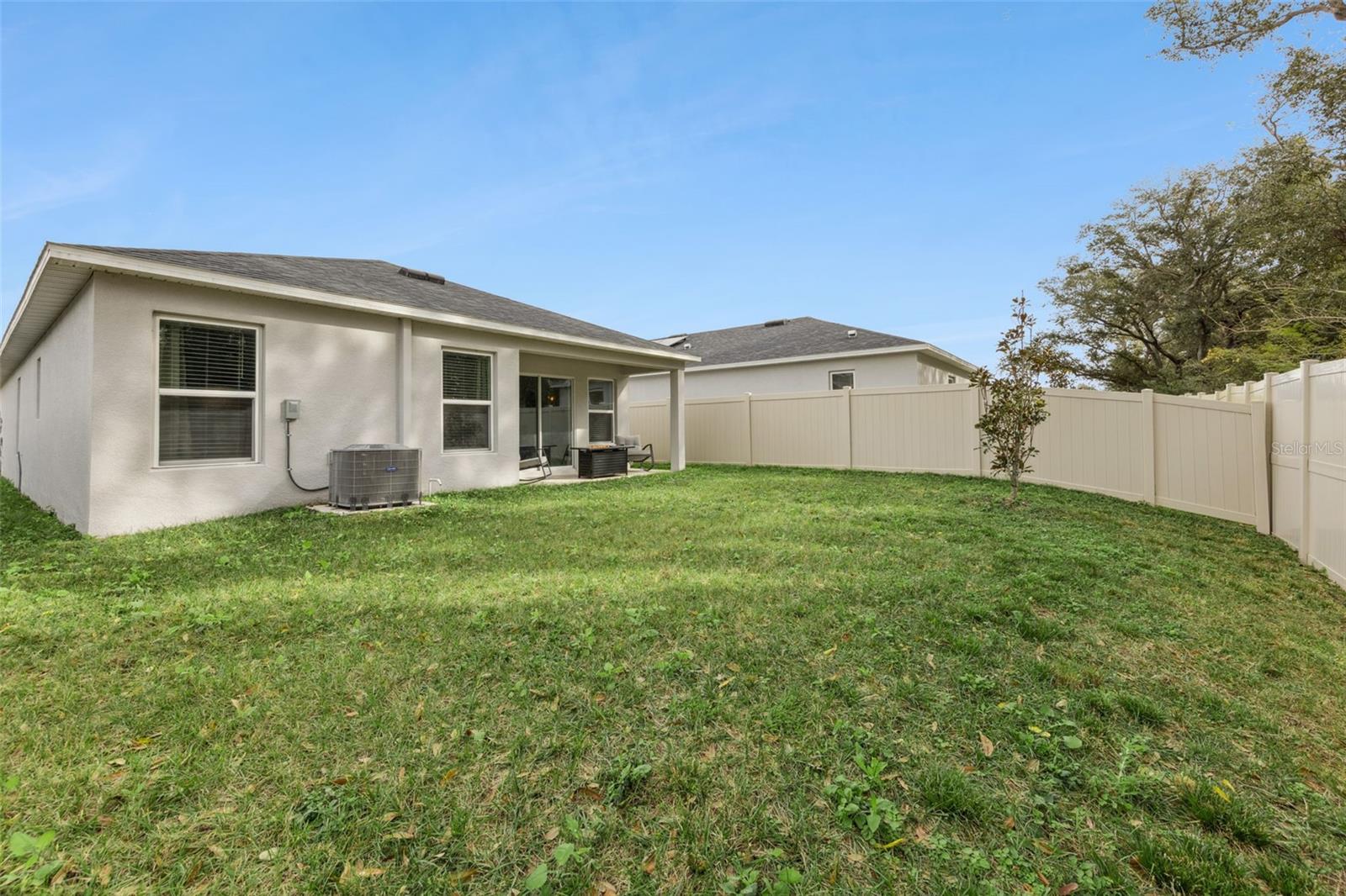 Image 18 of 23 For 332 Walnut Lane