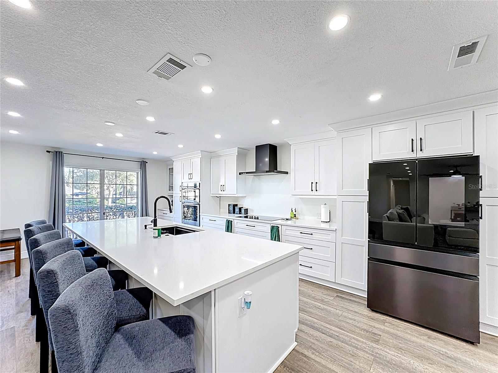 Image 25 of 67 For 1000 Errol Parkway