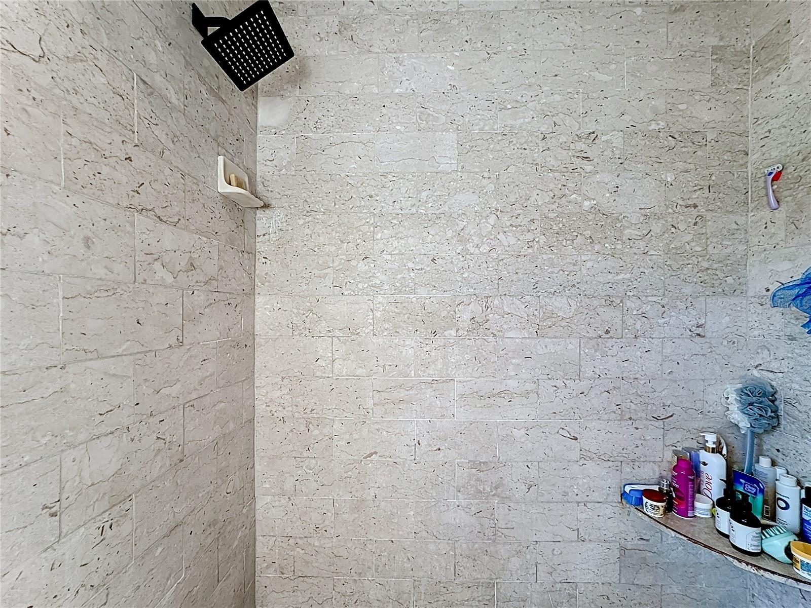 Image 37 of 67 For 1000 Errol Parkway