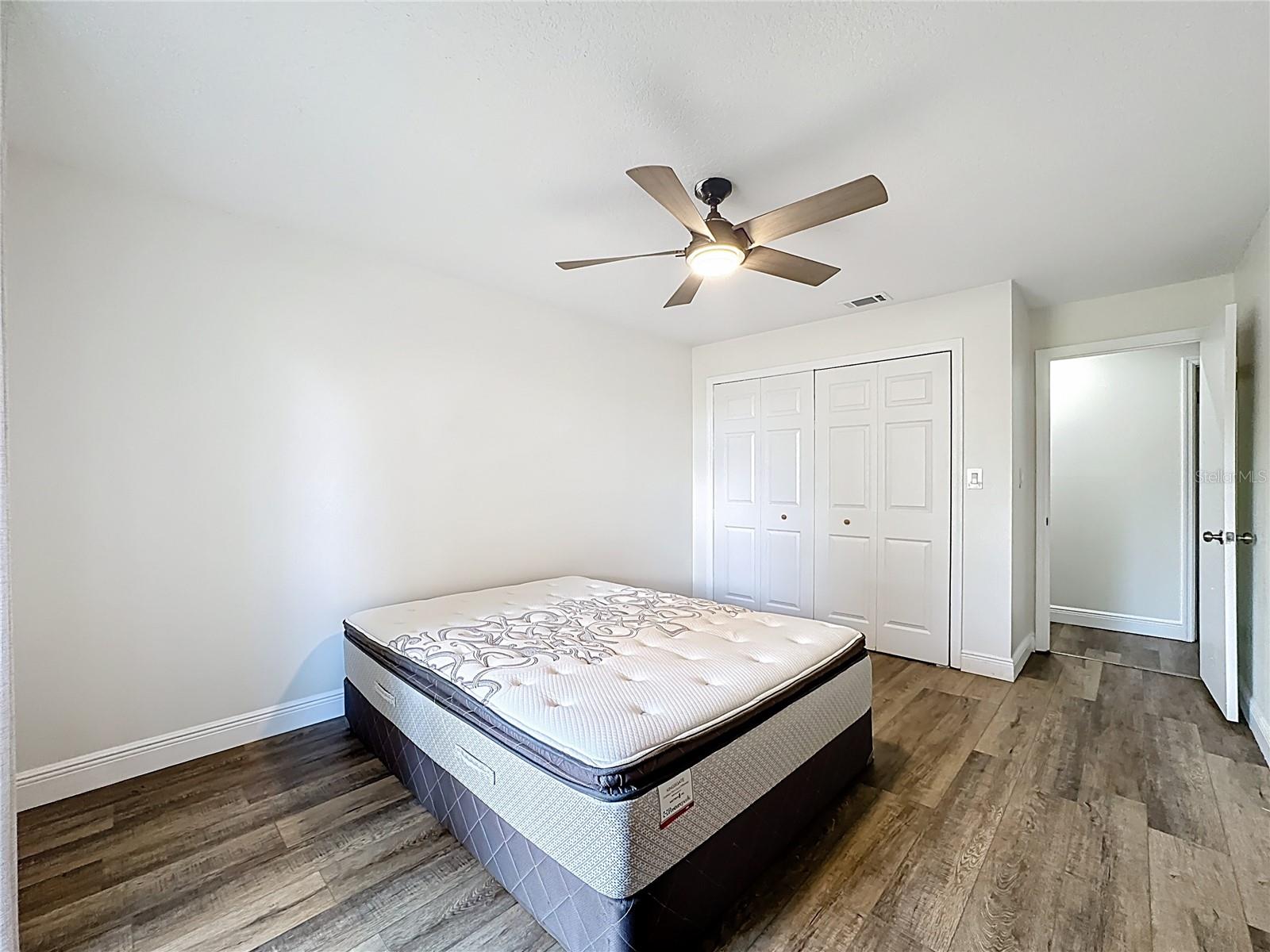 Image 41 of 67 For 1000 Errol Parkway