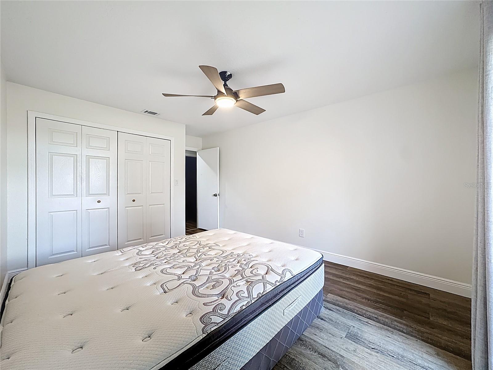 Image 42 of 67 For 1000 Errol Parkway