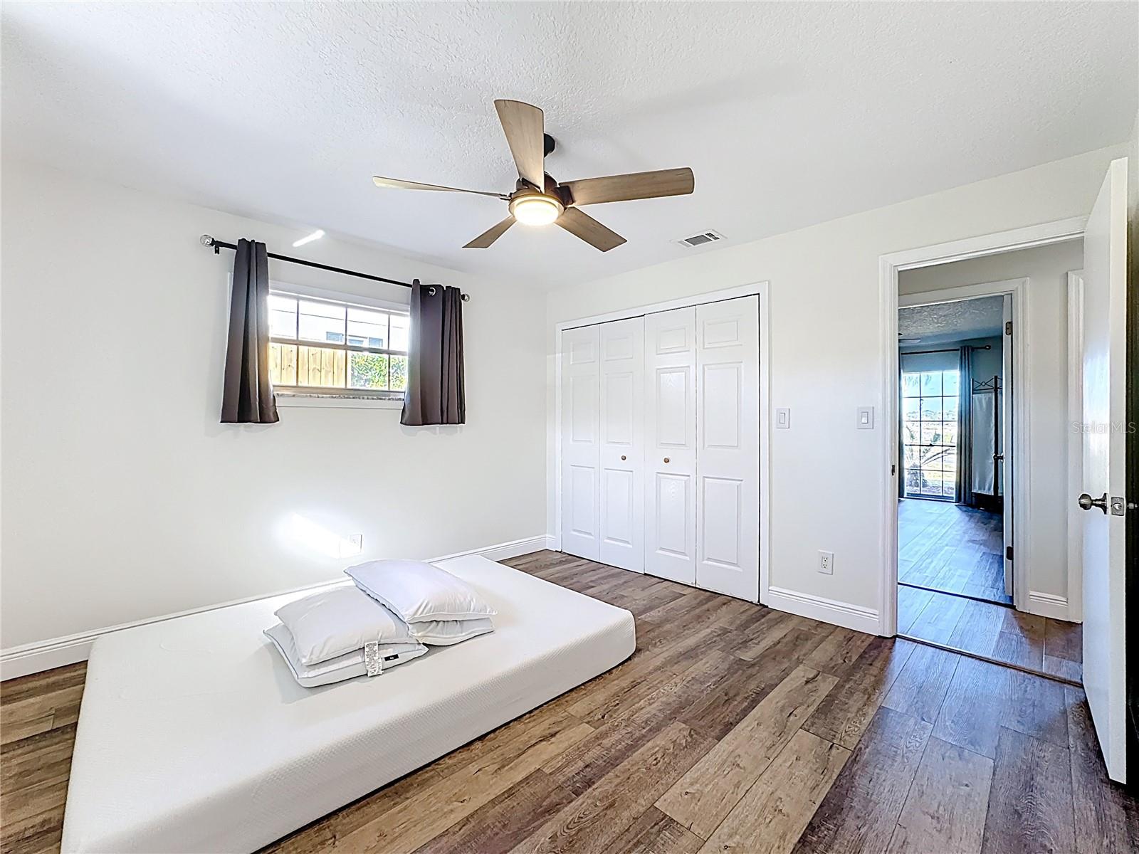 Image 52 of 67 For 1000 Errol Parkway