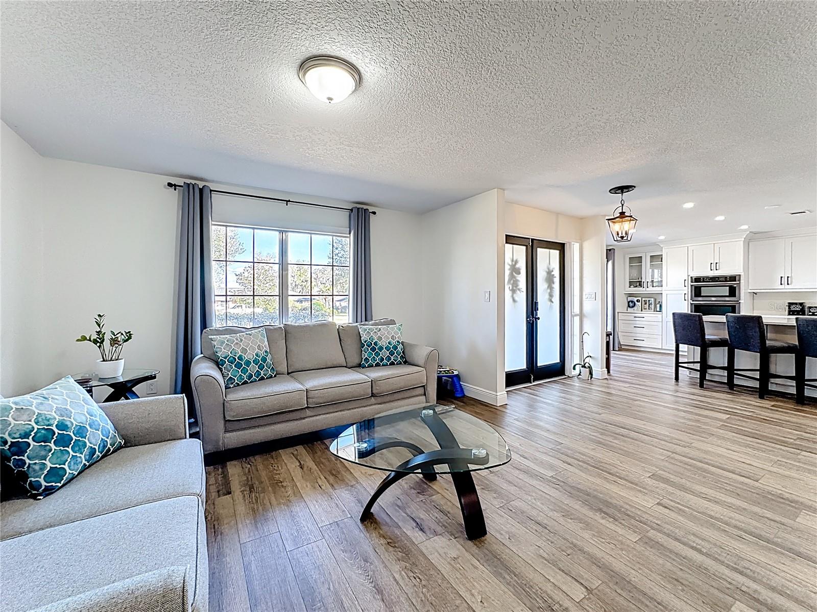 Image 7 of 67 For 1000 Errol Parkway