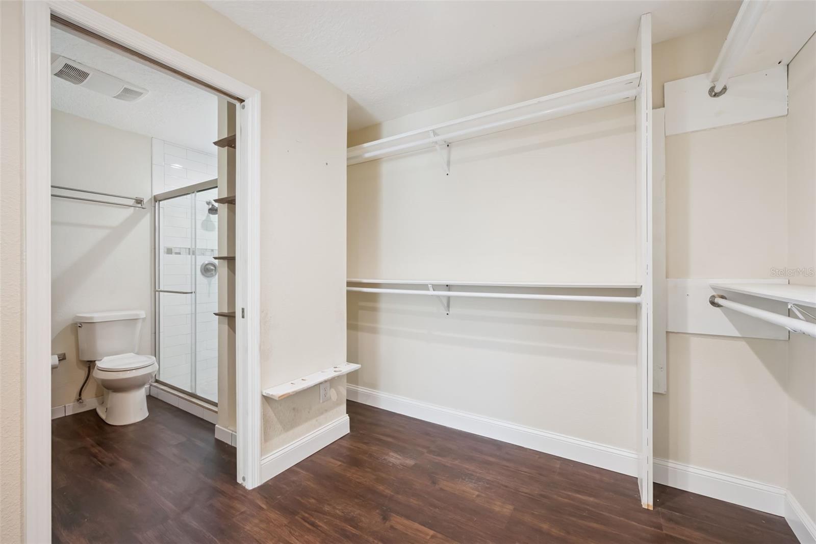 Image 14 of 20 For 111 Pineapple Court