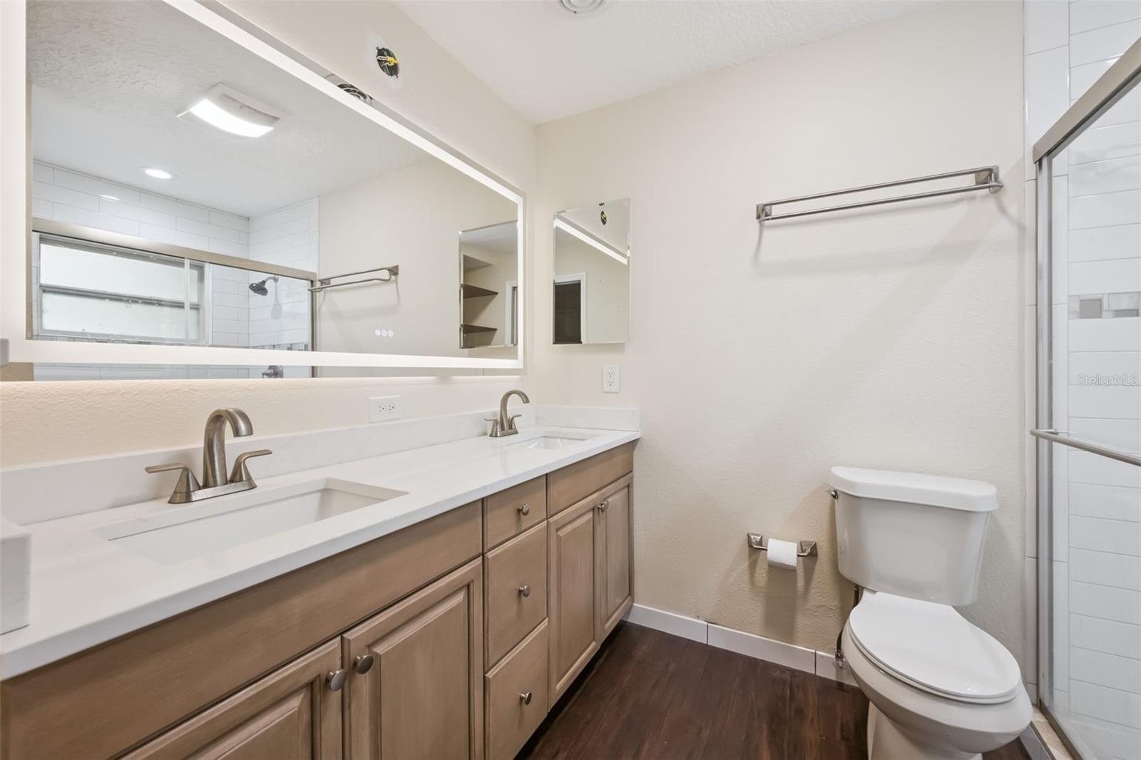 Image 15 of 20 For 111 Pineapple Court