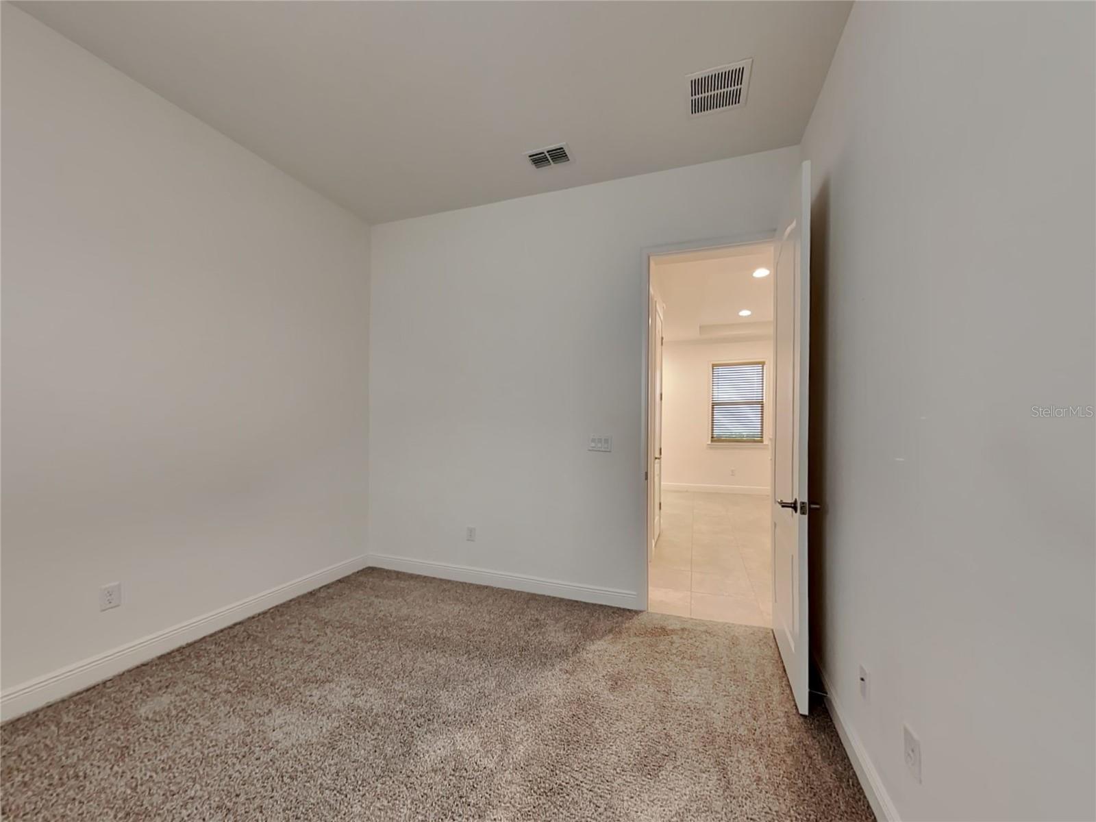 Image 11 of 17 For 13219 Oakenshaw Lane