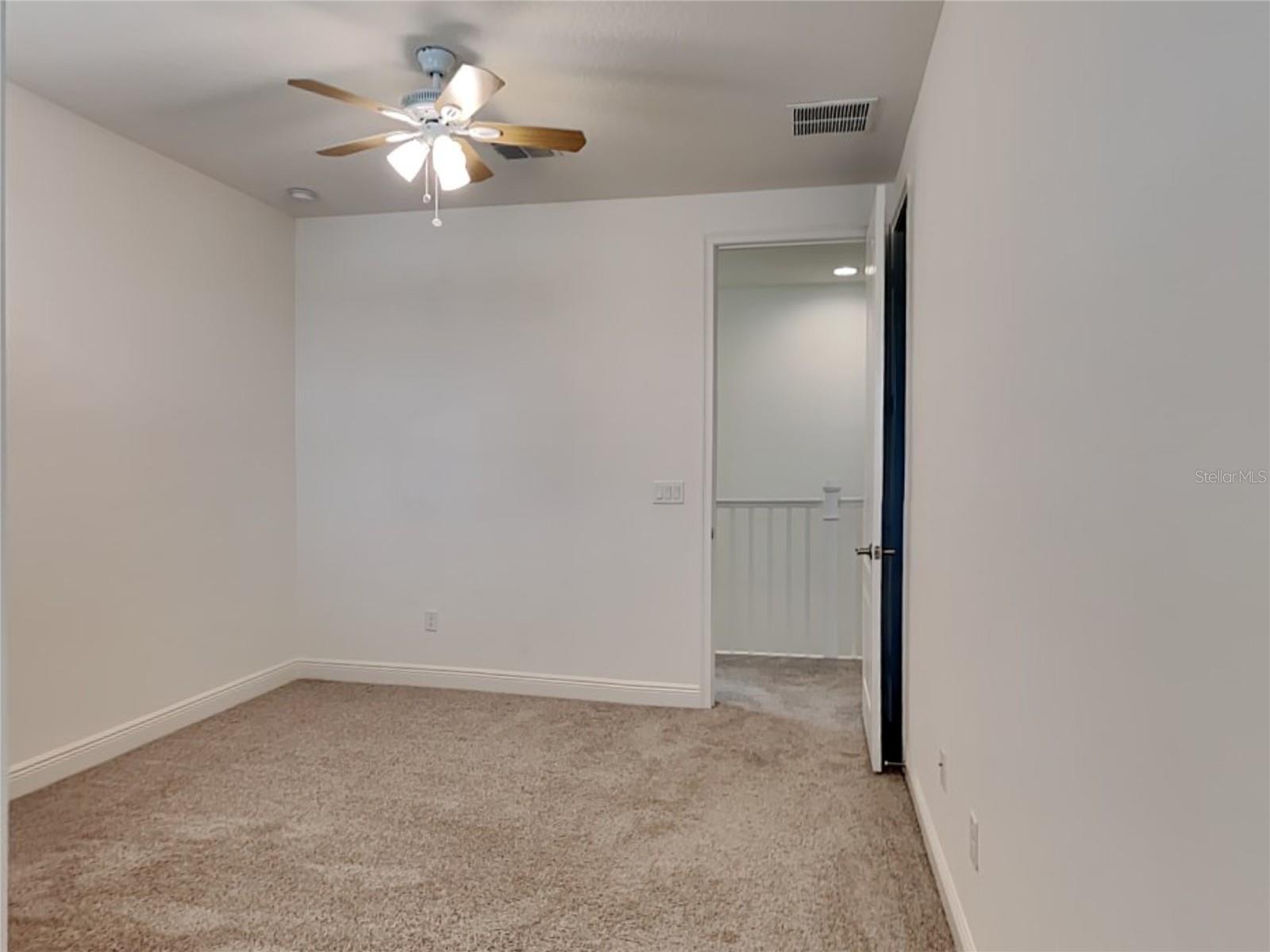 Image 12 of 17 For 13219 Oakenshaw Lane