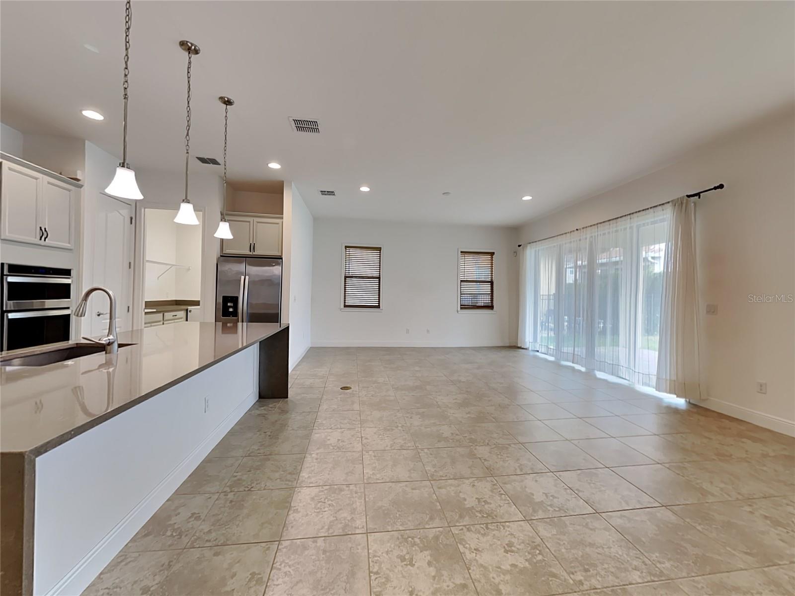 Image 6 of 17 For 13219 Oakenshaw Lane