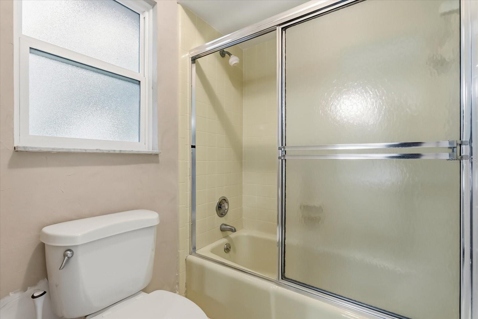 Image 27 of 39 For 1301 Druid Isle Road