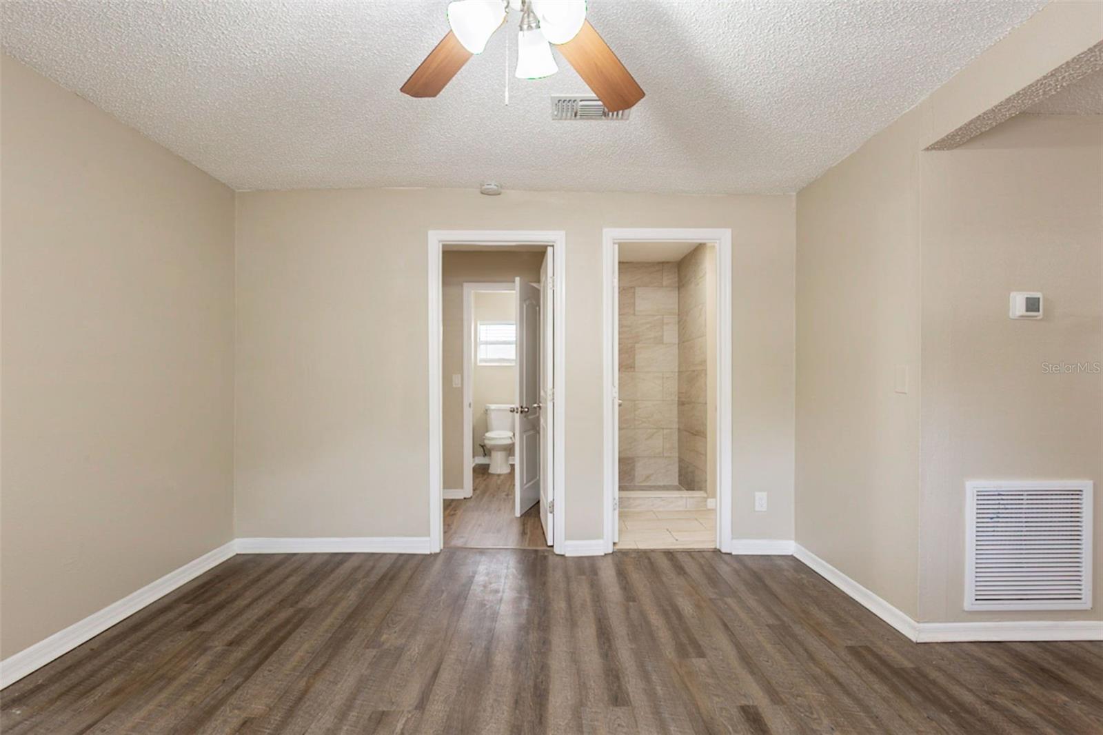 Image 16 of 32 For 2115 Ellicott Street