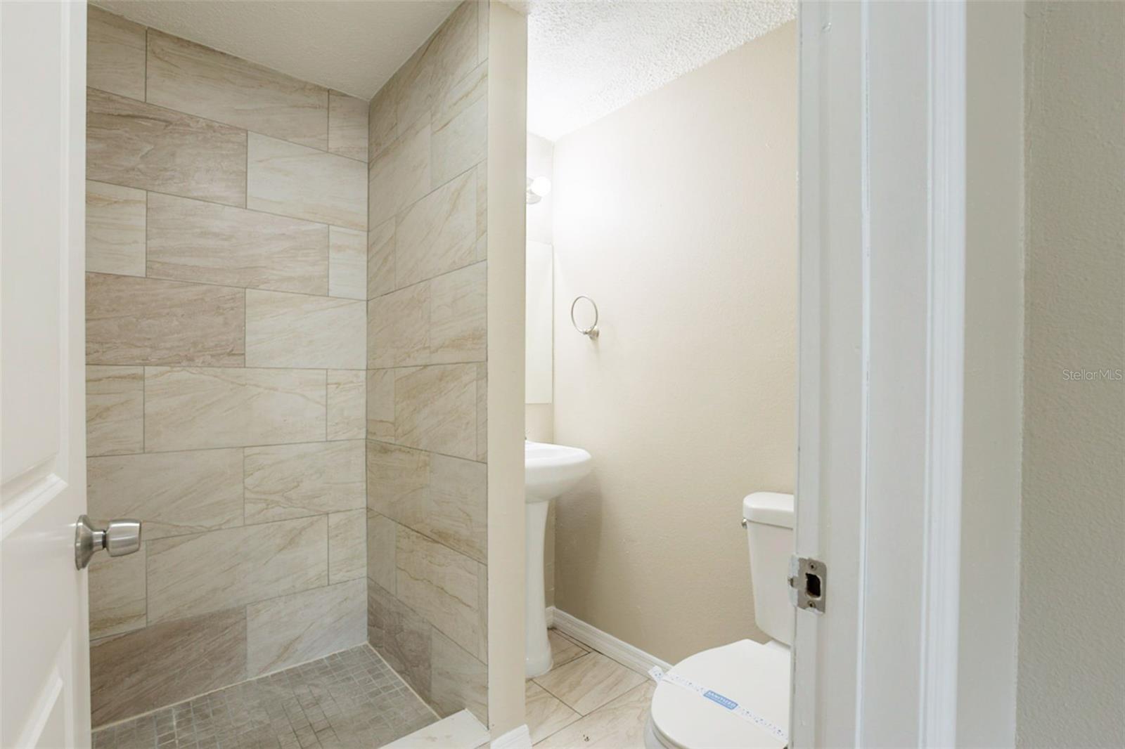 Image 17 of 32 For 2115 Ellicott Street