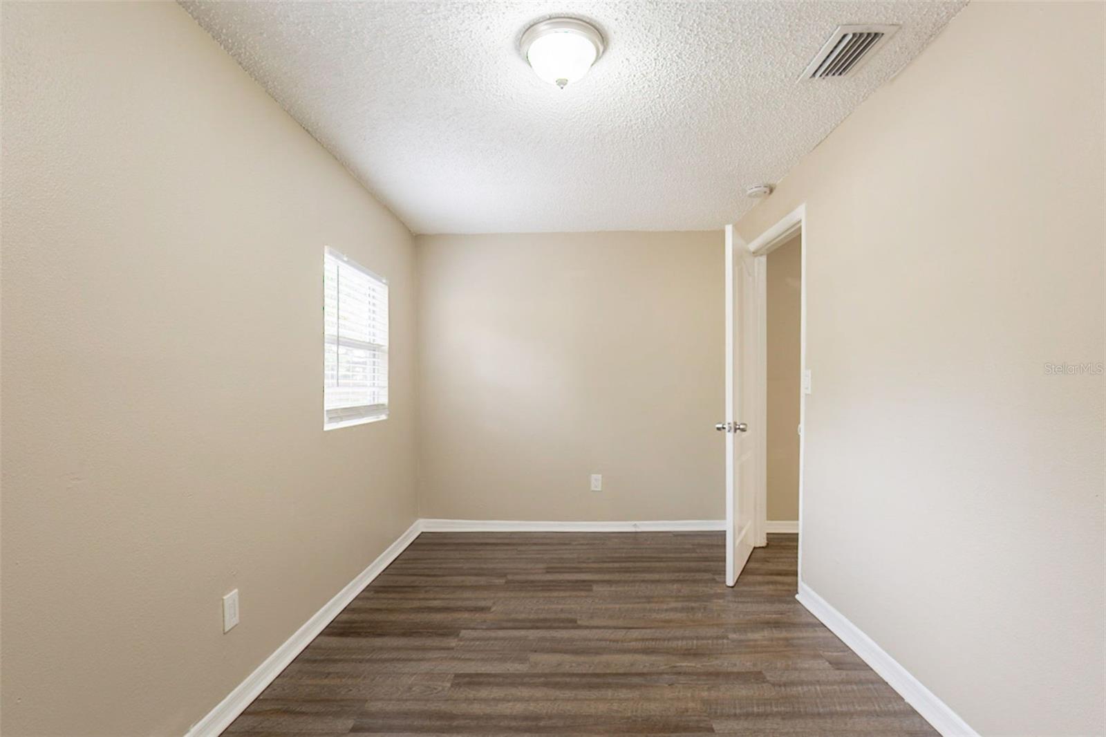 Image 19 of 32 For 2115 Ellicott Street