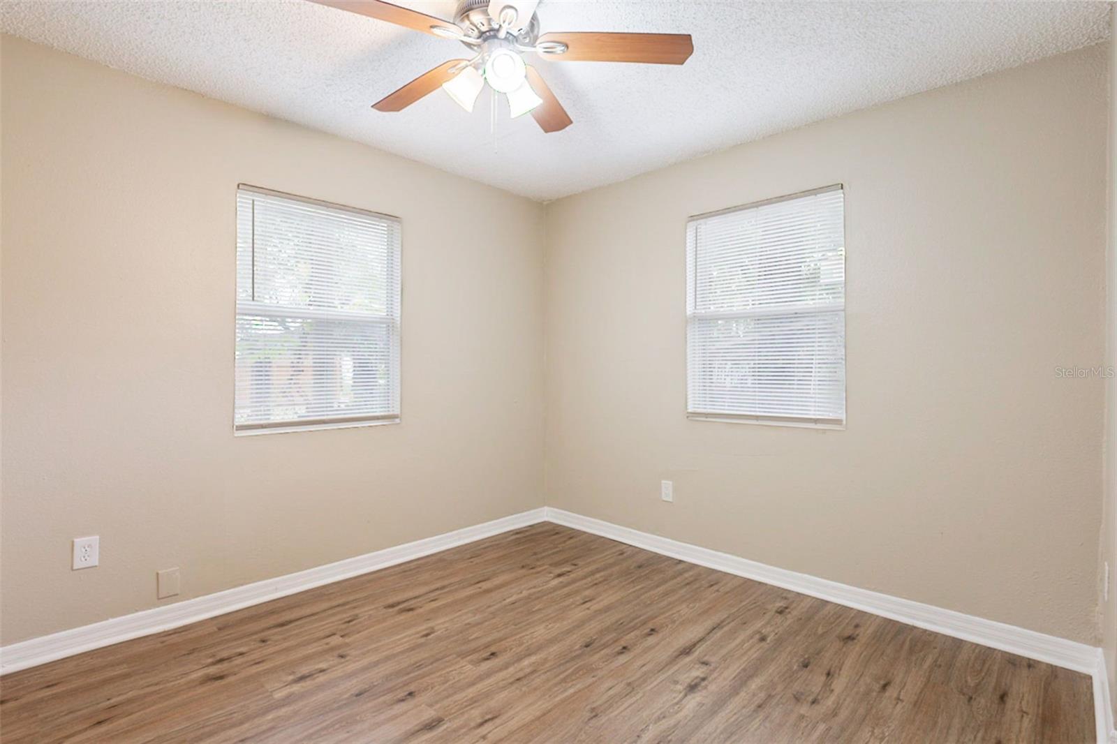 Image 23 of 32 For 2115 Ellicott Street