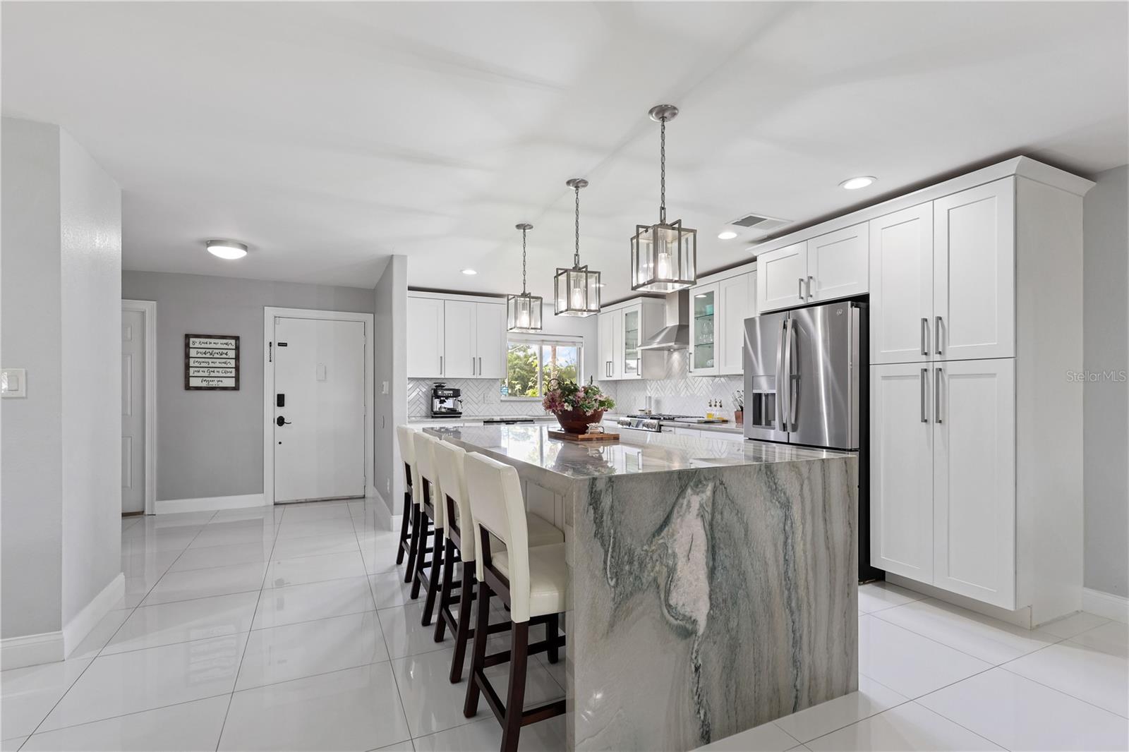 Image 14 of 50 For 10303 Lollipop Lane