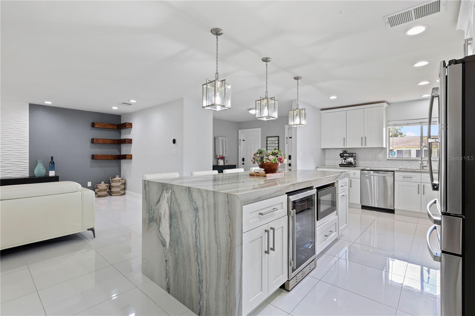 Image 15 of 50 For 10303 Lollipop Lane