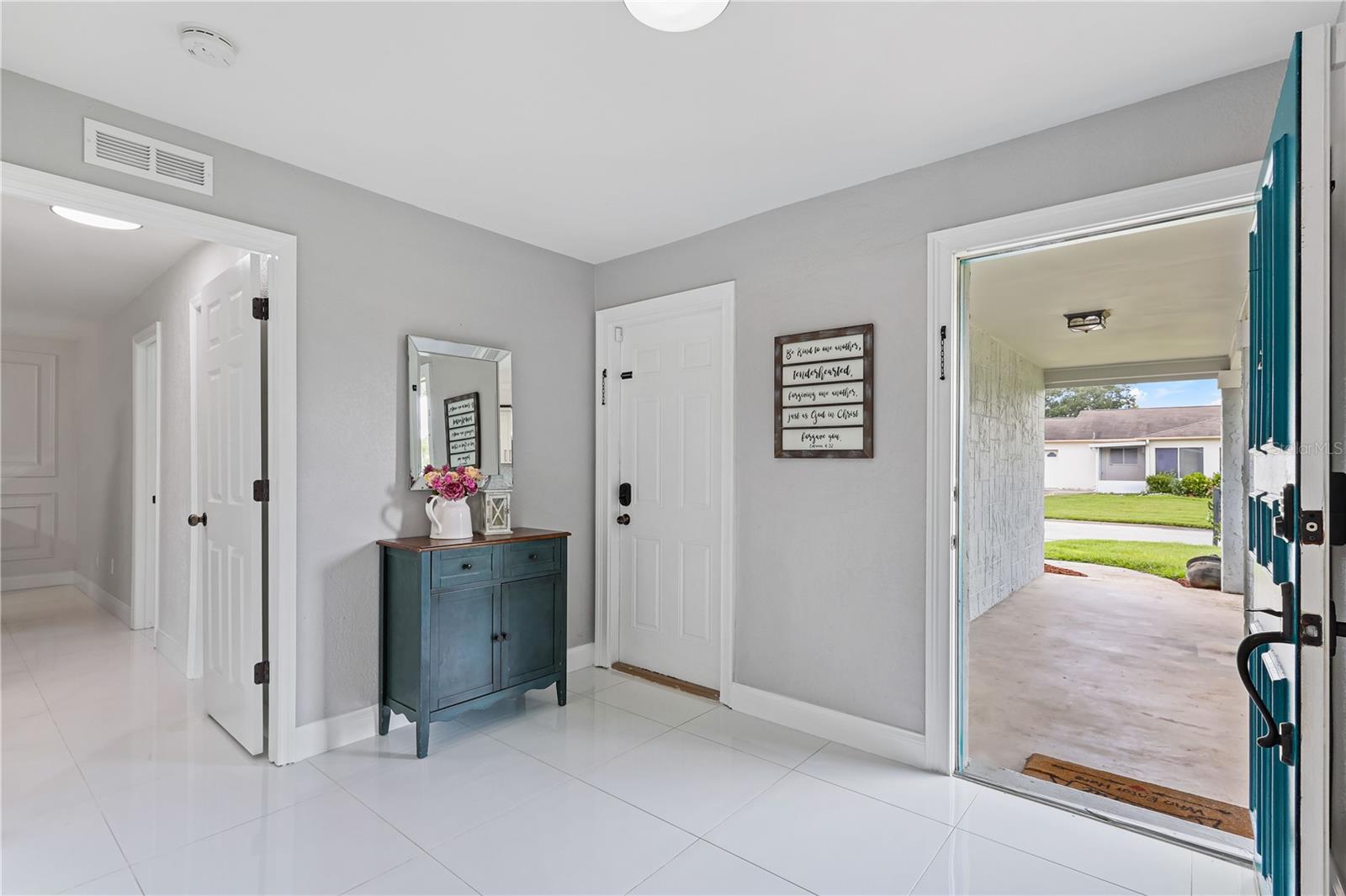 Image 16 of 50 For 10303 Lollipop Lane