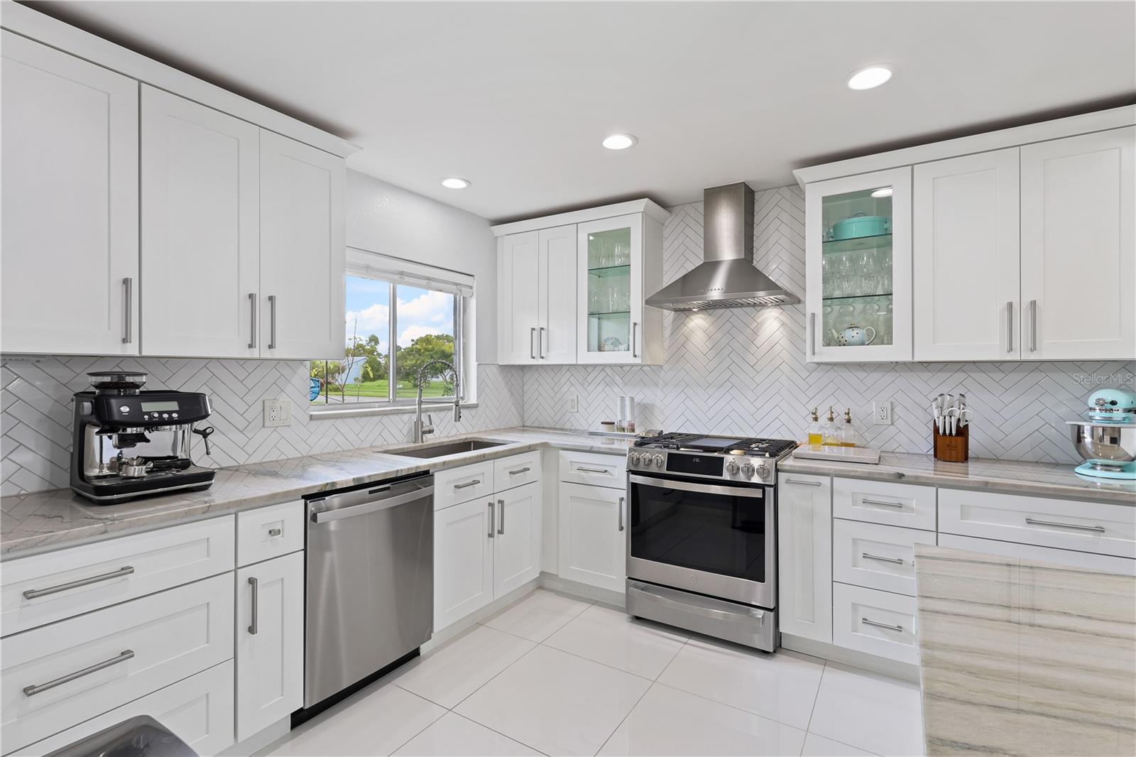 Image 17 of 50 For 10303 Lollipop Lane