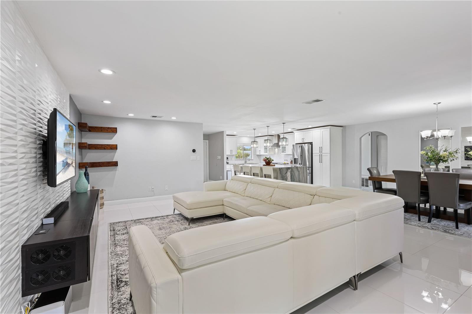 Image 23 of 50 For 10303 Lollipop Lane