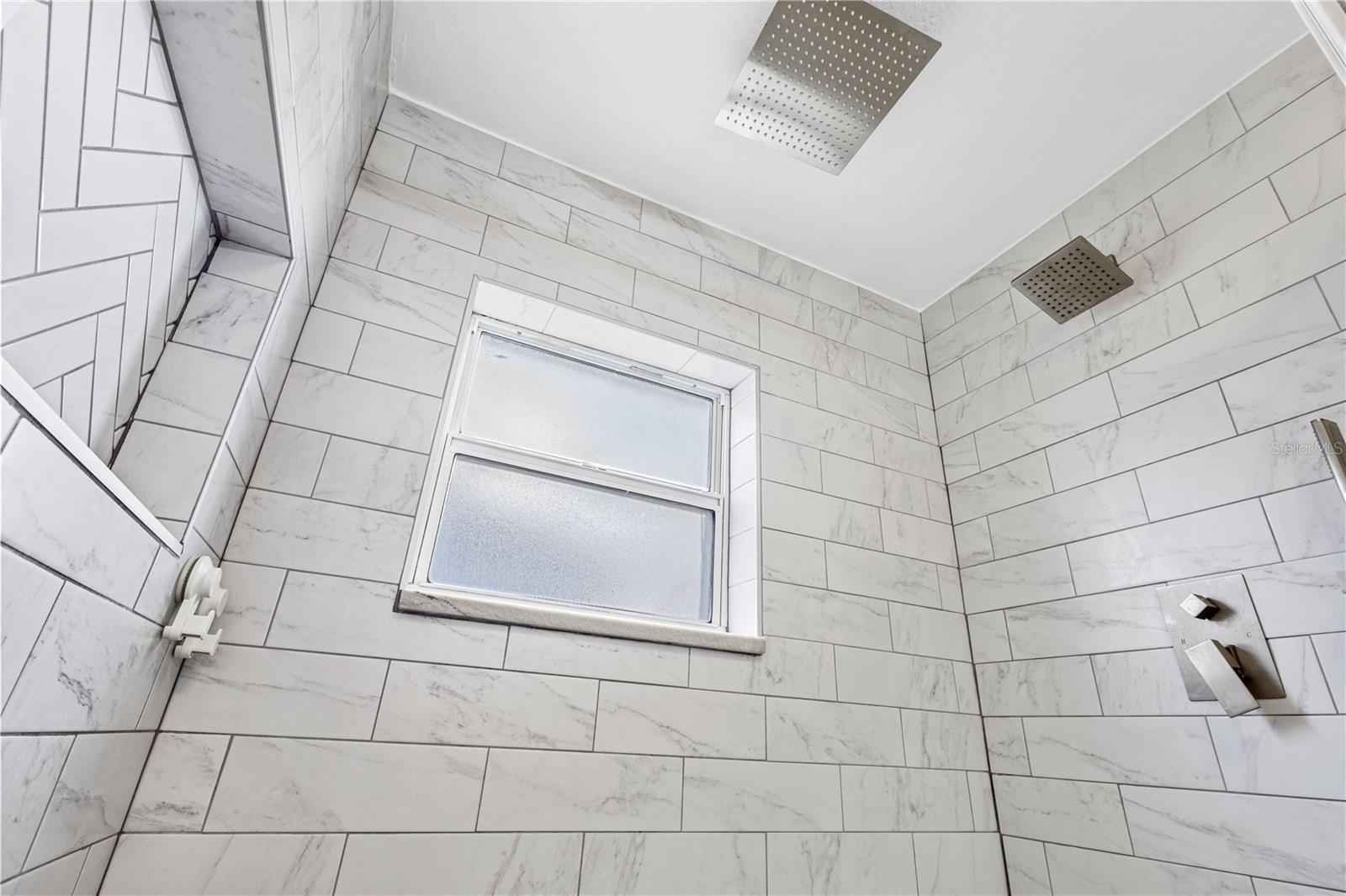 Image 41 of 50 For 10303 Lollipop Lane