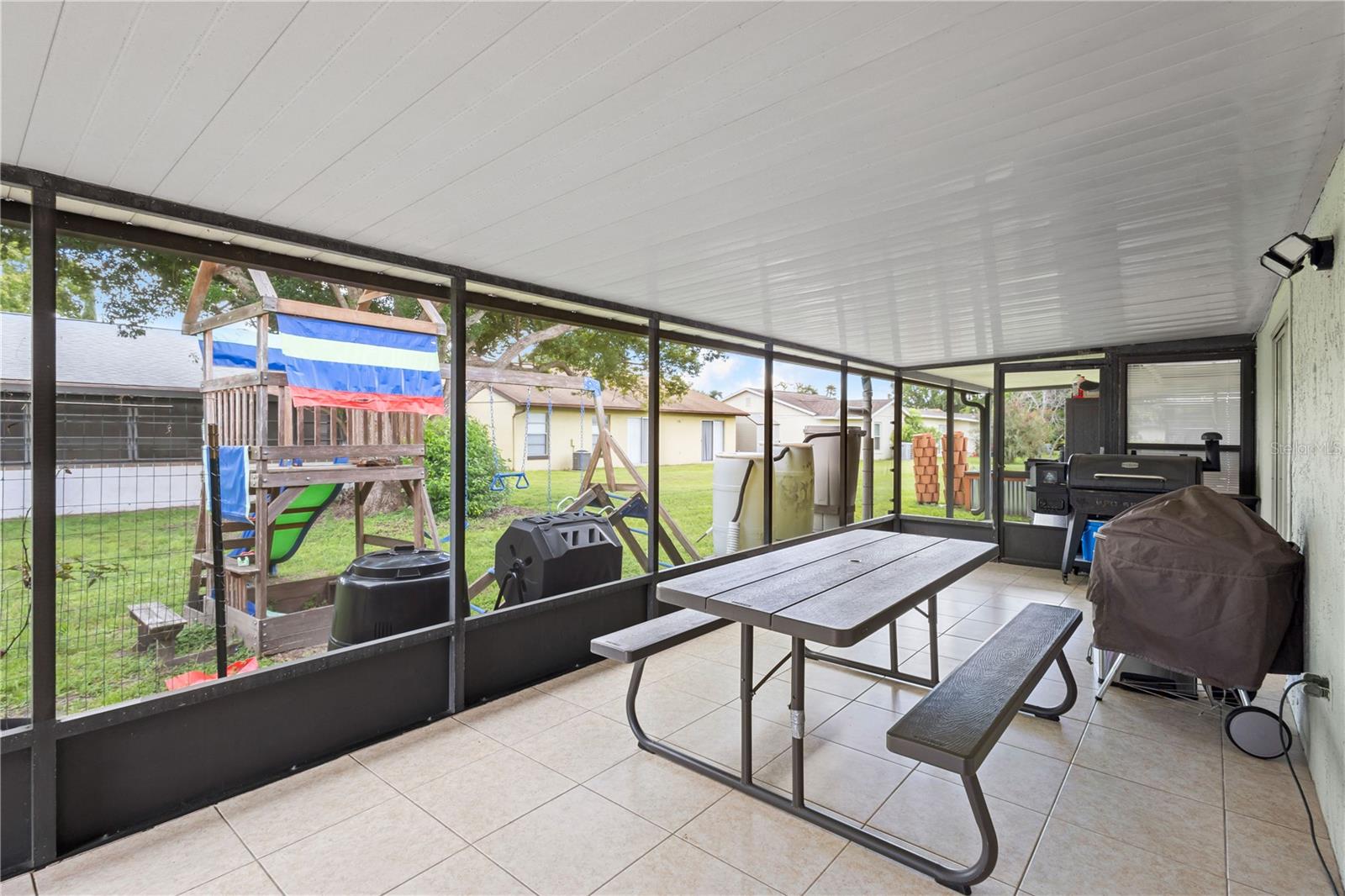 Image 42 of 50 For 10303 Lollipop Lane