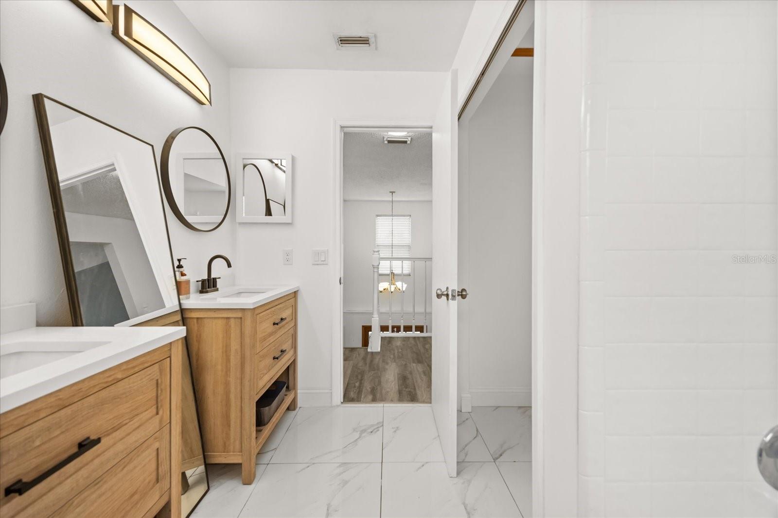 Image 19 of 25 For 5117 Stratemeyer Drive