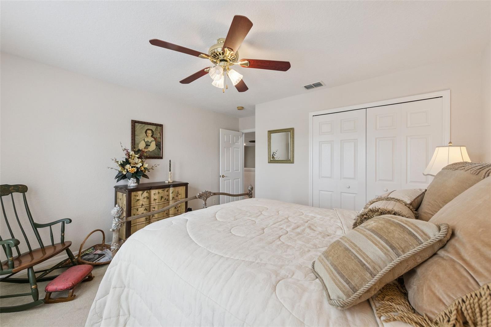 Image 19 of 35 For 393 Lake Amberleigh Drive