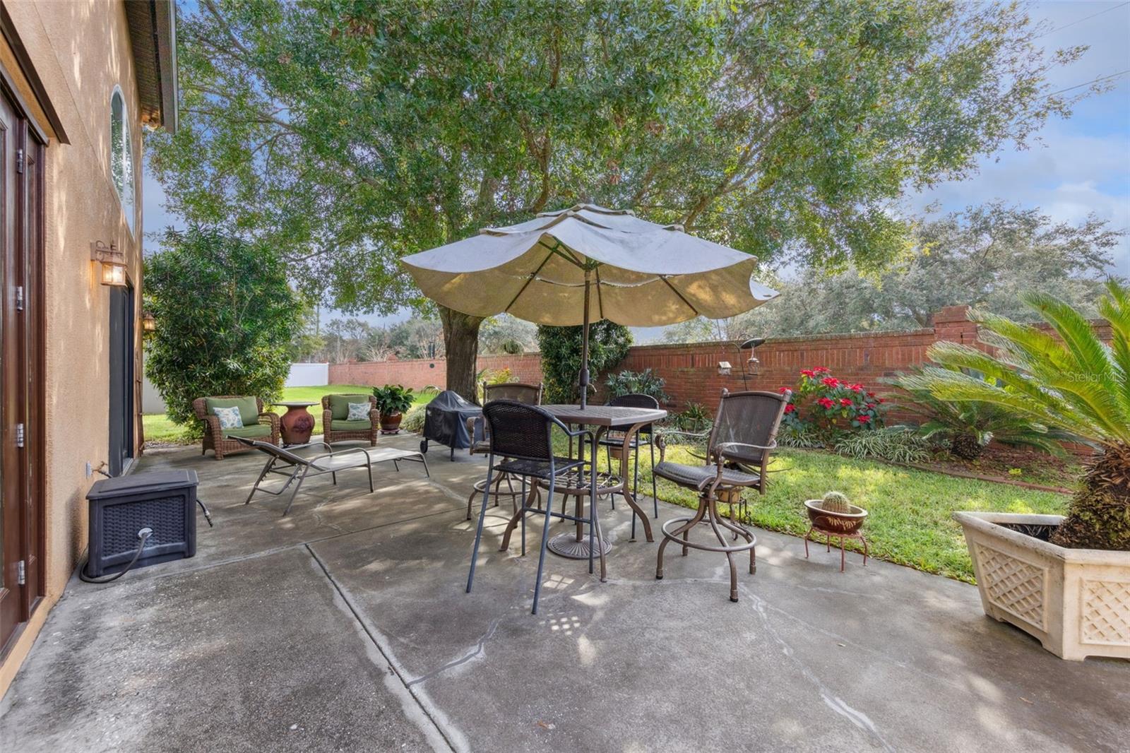 Image 26 of 35 For 393 Lake Amberleigh Drive