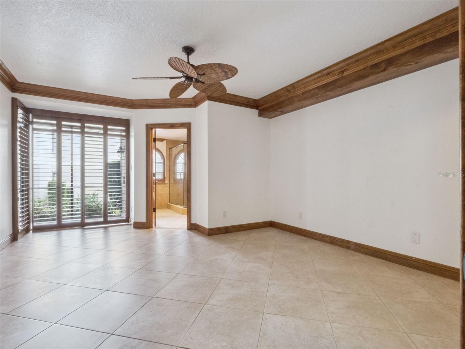 Image 12 of 43 For 1055 Kensington Park Drive 710