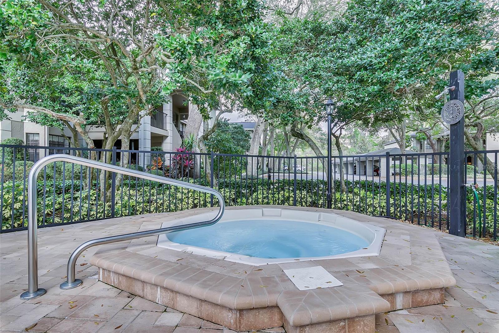 Image 24 of 43 For 1055 Kensington Park Drive 710