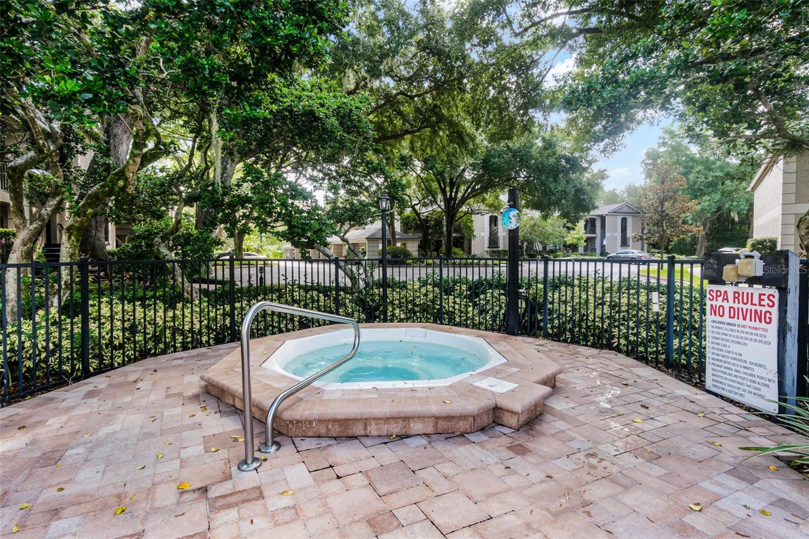 Image 35 of 43 For 1055 Kensington Park Drive 710