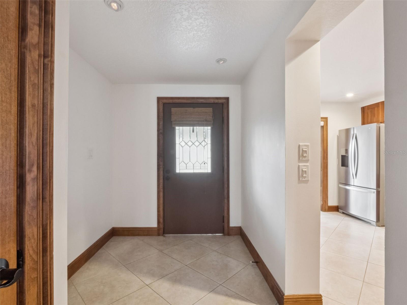 Image 9 of 43 For 1055 Kensington Park Drive 710