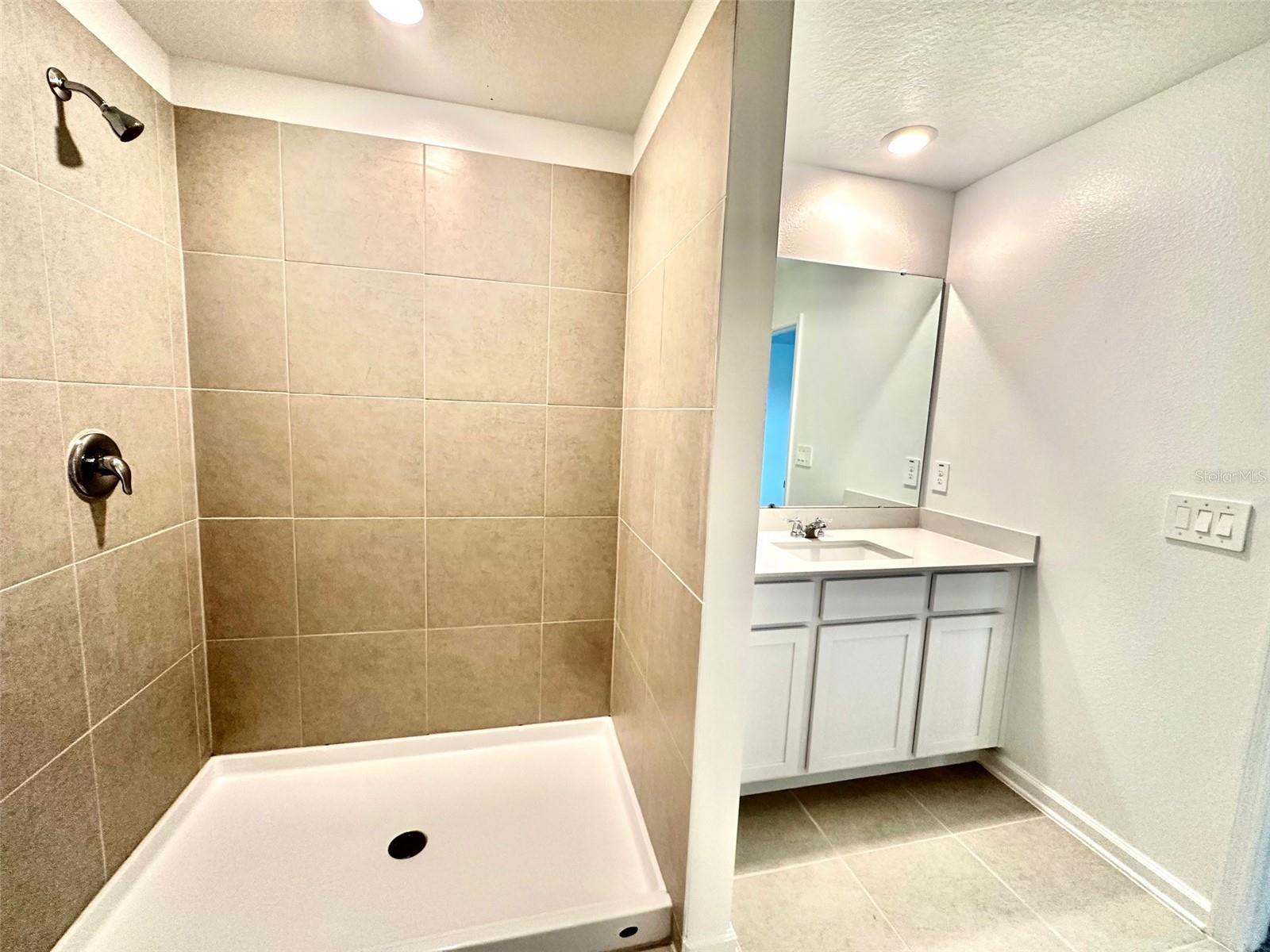 Image 15 of 24 For 1029 Harold Pass