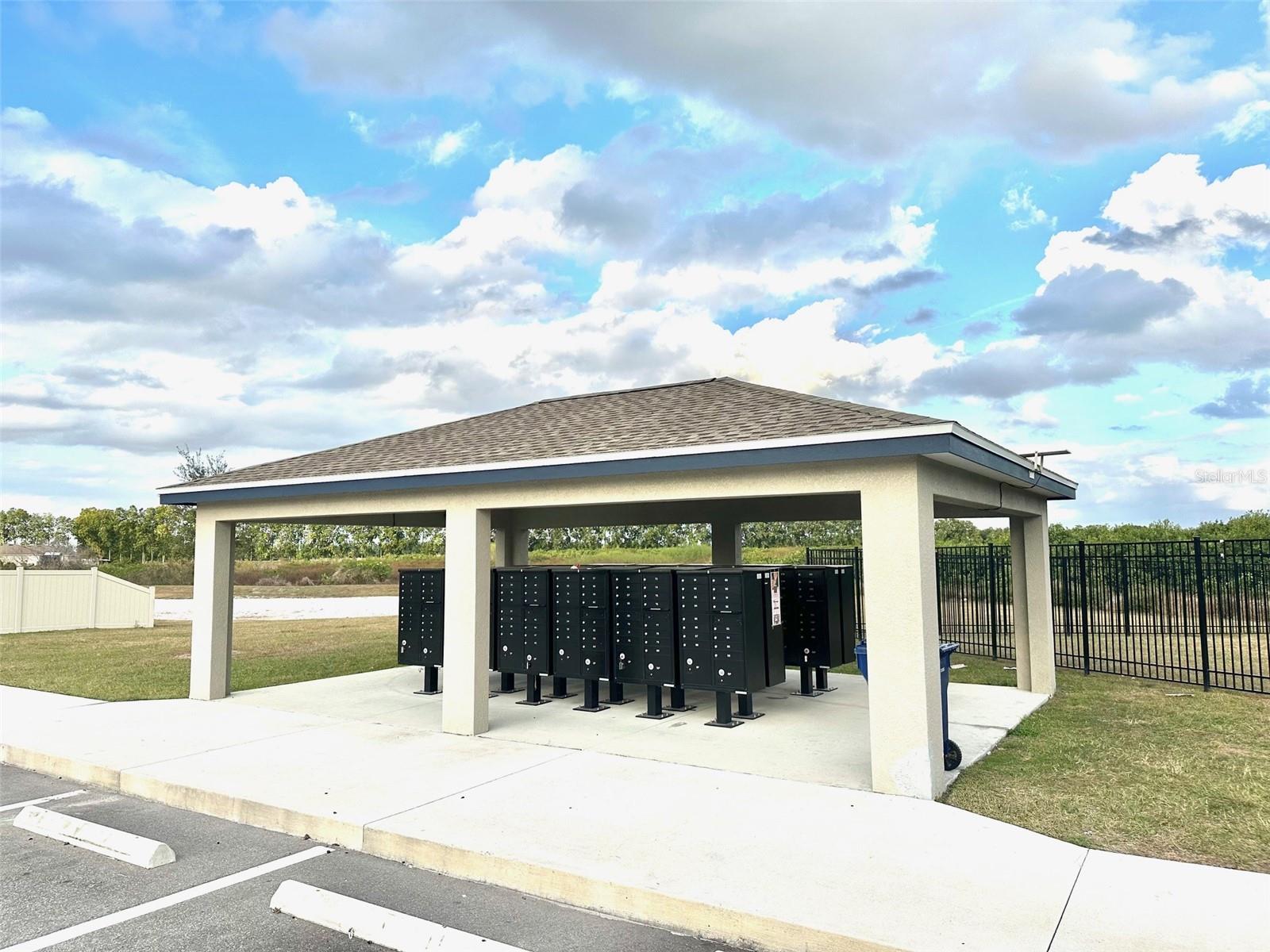 Image 21 of 24 For 1029 Harold Pass