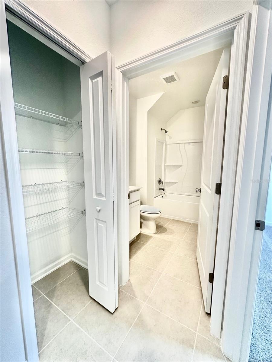 Image 7 of 24 For 1029 Harold Pass