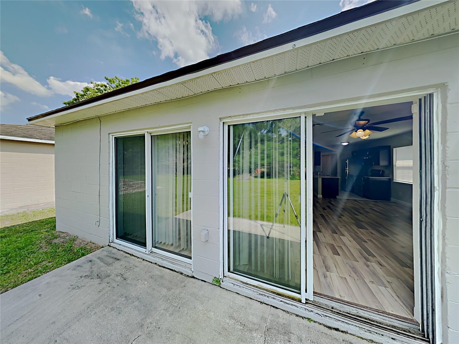 Image 15 of 16 For 14843 Astrolyn Street