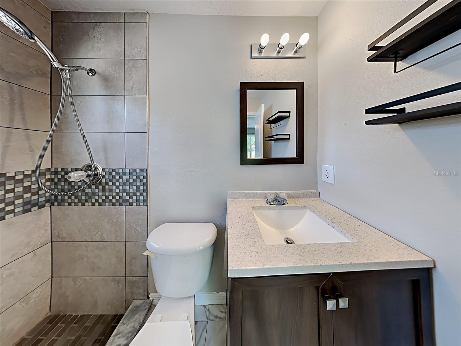 Image 8 of 16 For 14843 Astrolyn Street