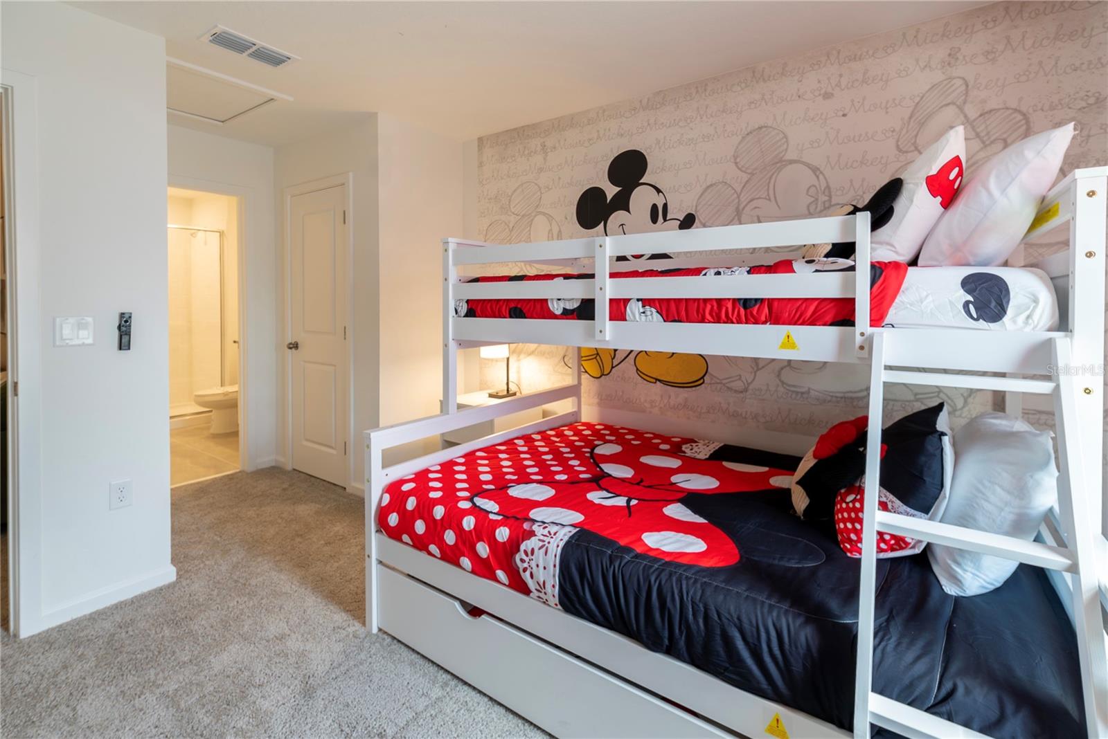 Image 26 of 43 For 2365 Distant Sun Trail