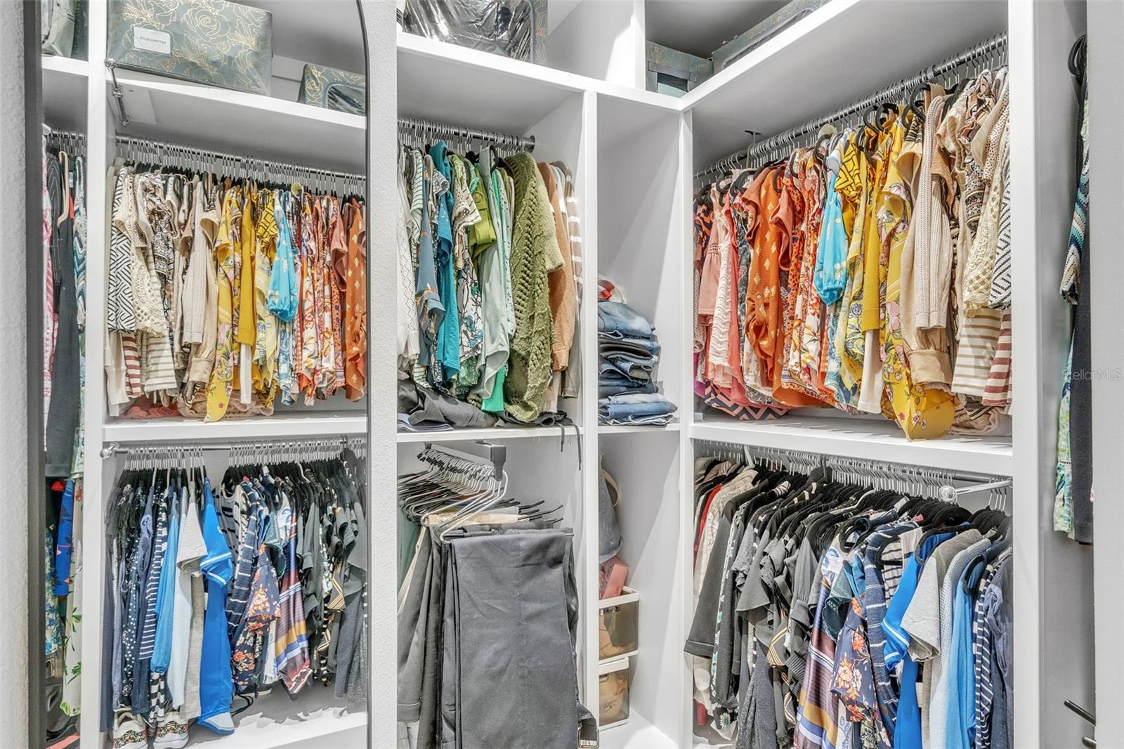 Image 28 of 43 For 9957 Oak Quarry Drive