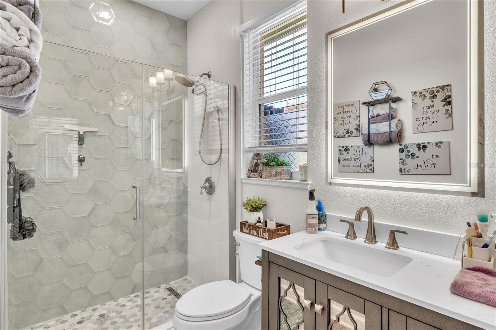 Image 31 of 43 For 9957 Oak Quarry Drive