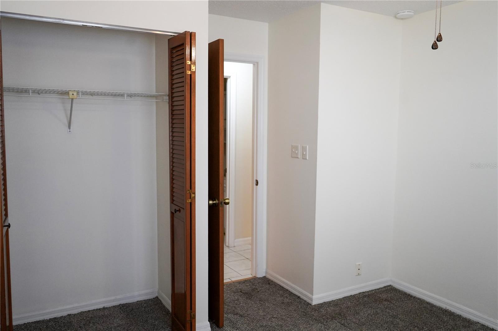 Image 19 of 30 For 101 Grand Plaza Drive P40