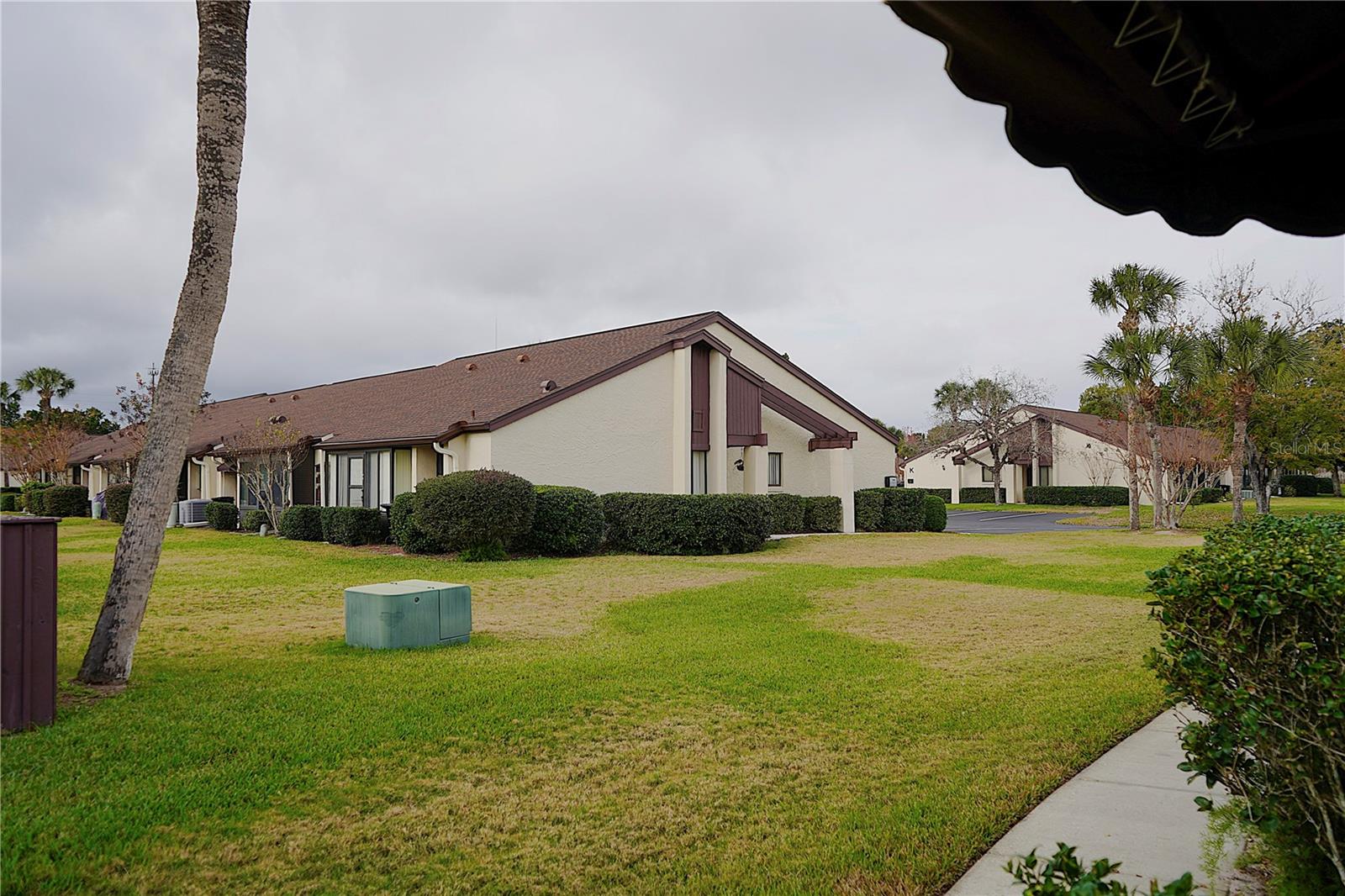 Image 26 of 30 For 101 Grand Plaza Drive P40