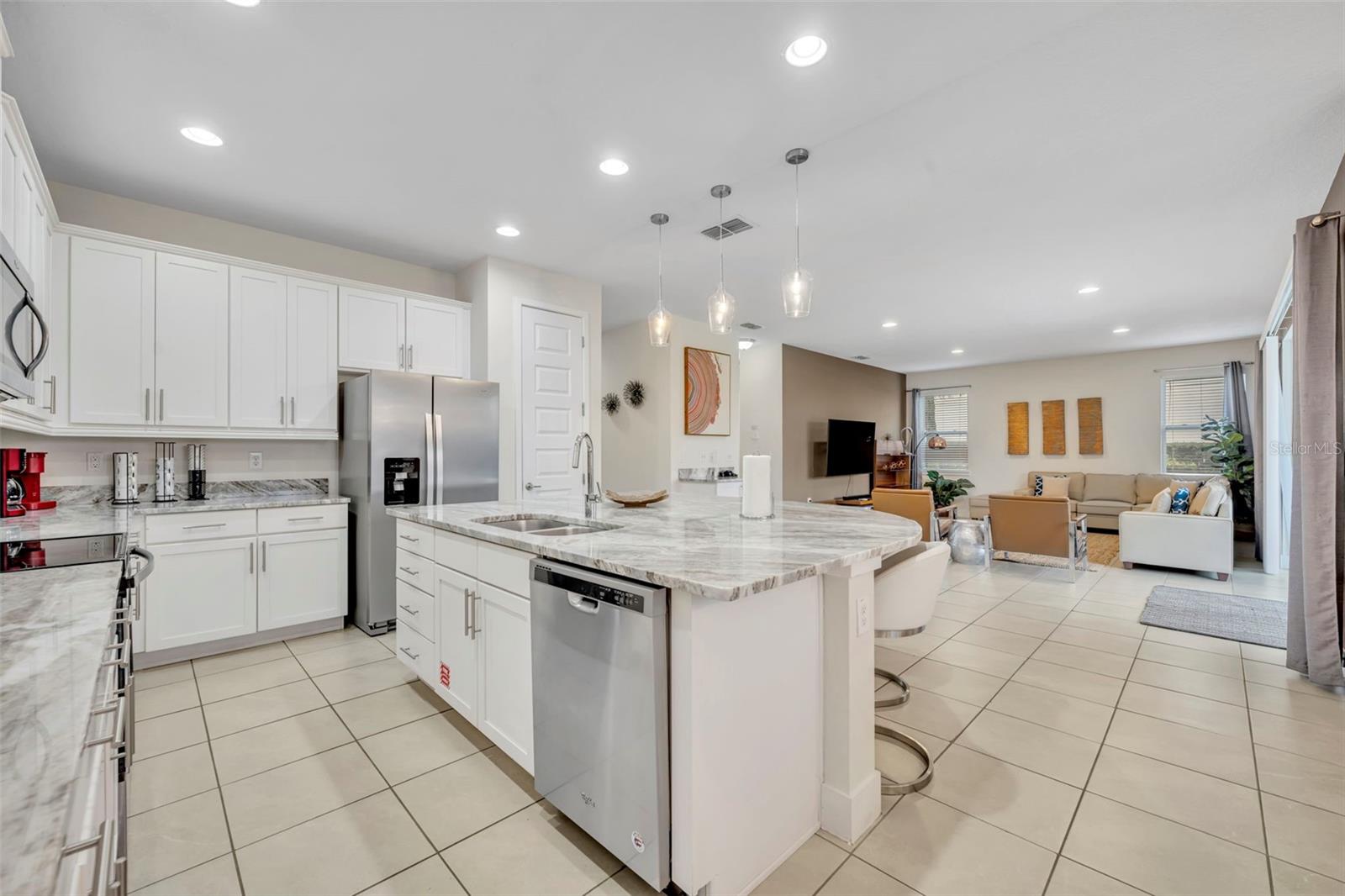 Image 12 of 56 For 7744 Fairfax Drive