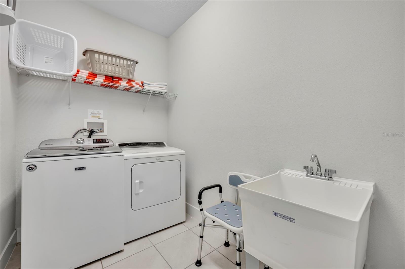 Image 19 of 56 For 7744 Fairfax Drive