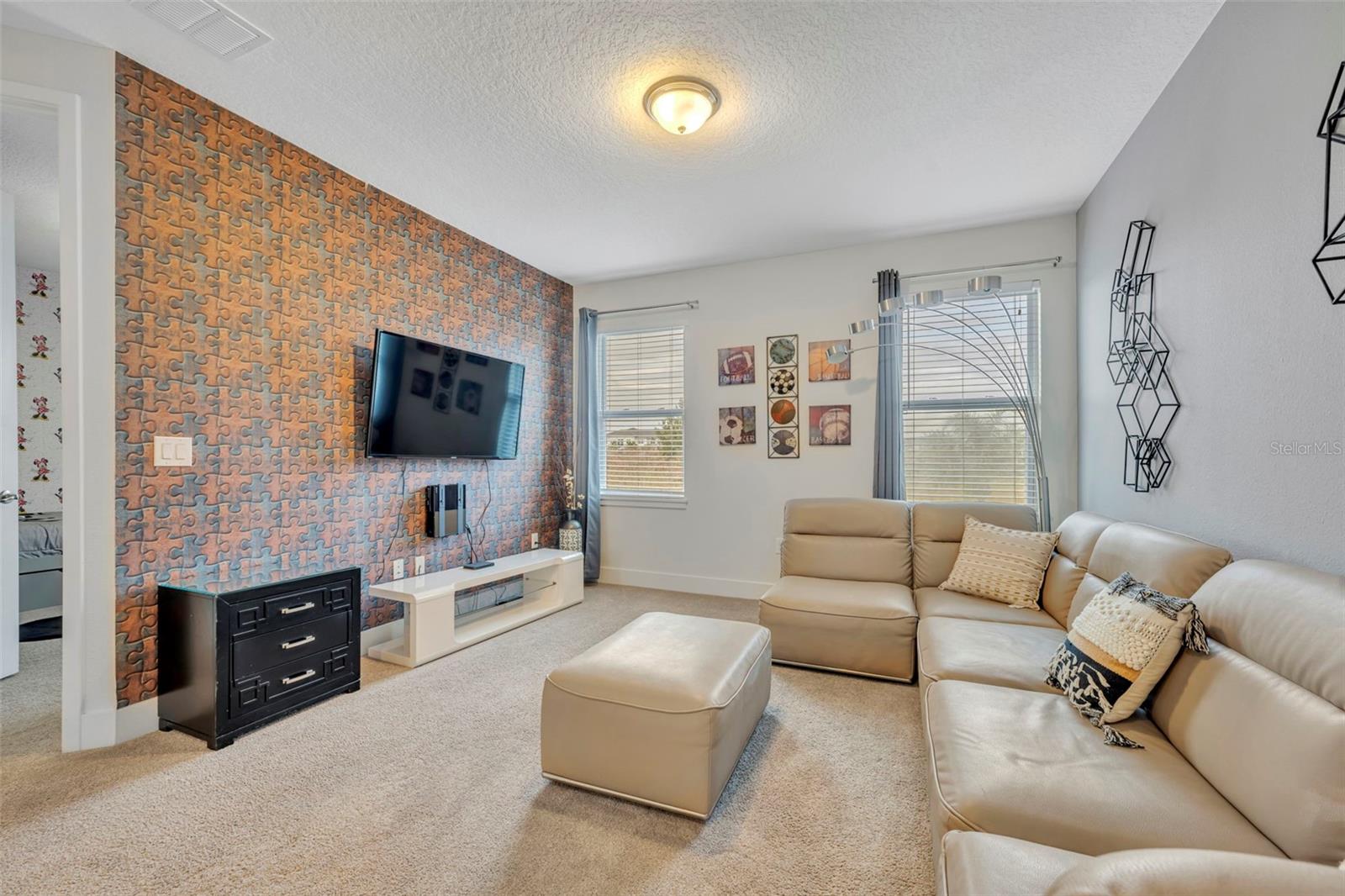 Image 20 of 56 For 7744 Fairfax Drive